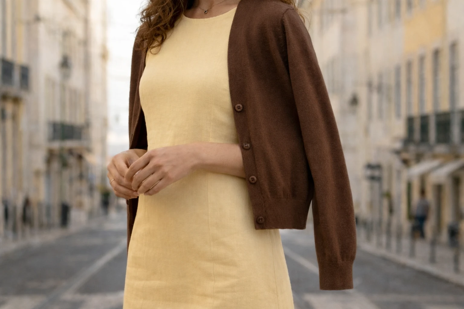 Lisbon in May - Lisbon outfit strategy — blend in in #C5B06B